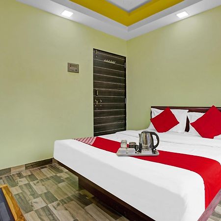 Hotel O Om Sai Residency Lodging And Boarding Taloje Budrukh Esterno foto