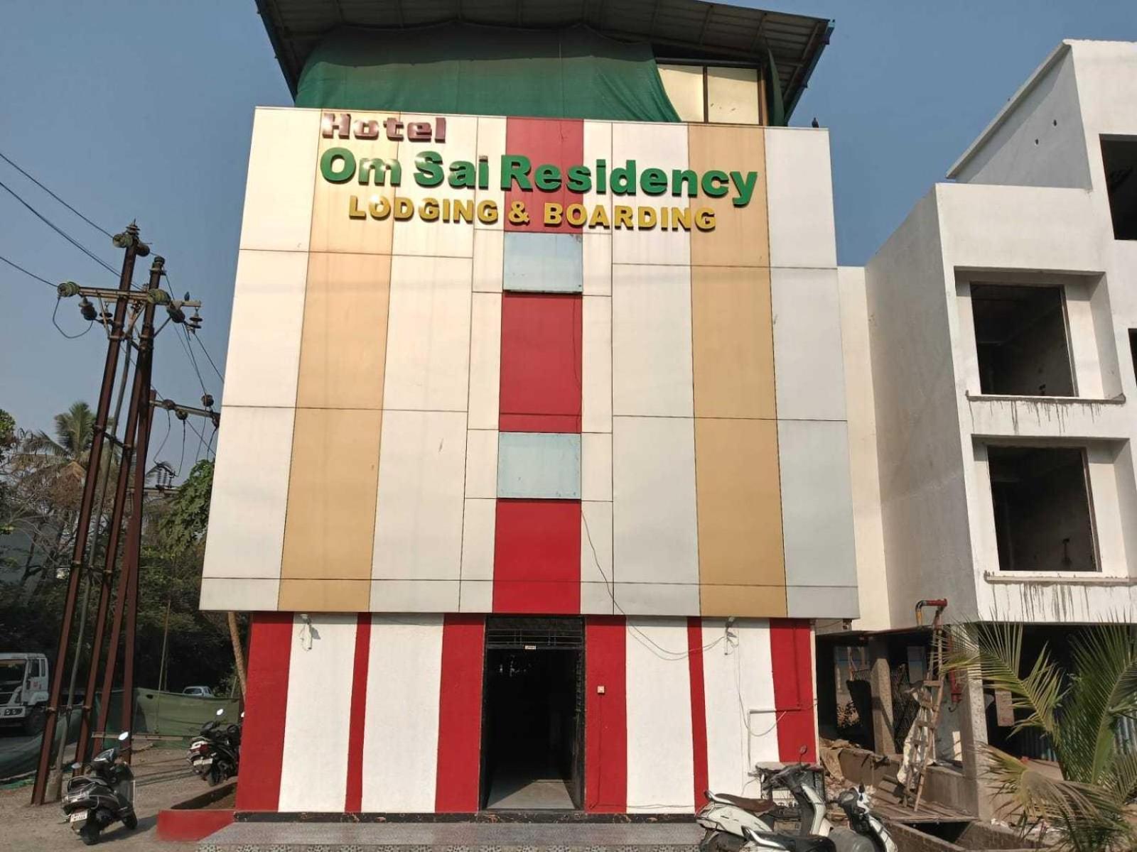 Hotel O Om Sai Residency Lodging And Boarding Taloje Budrukh Esterno foto