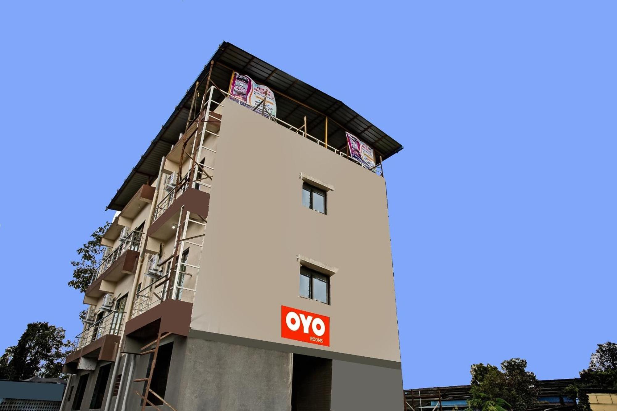 Hotel O Om Sai Residency Lodging And Boarding Taloje Budrukh Esterno foto